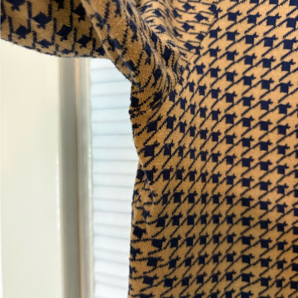 Supima Cotton Houndstooth Cardigan Sweater - Picture 9 of 15